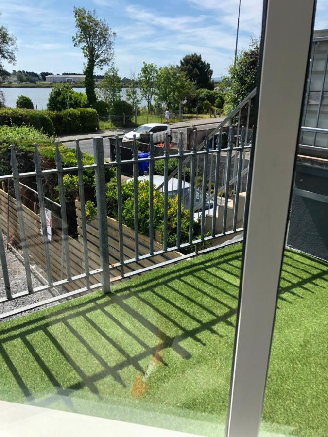 Bay View Holiday Home 戈尔韦 外观 照片